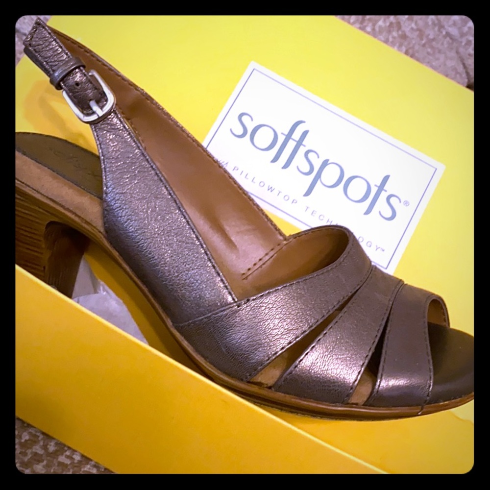 Soft spots Neima Taupe Metallic size 8M